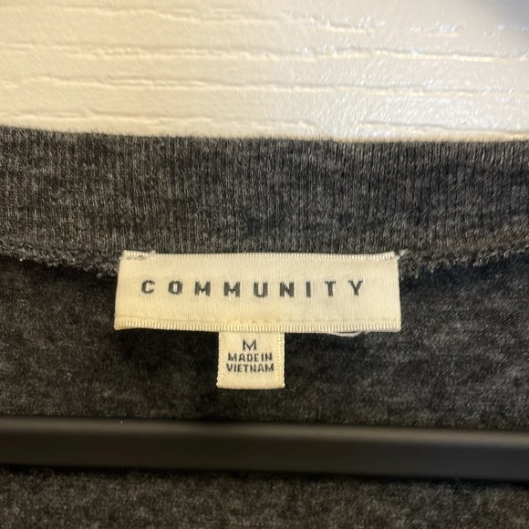 Aritzia Community light weight sweater/pullover - Picture 2 of 3